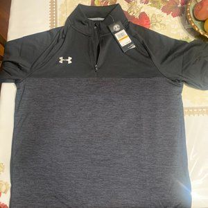 Mens Small Under Armour Sports Shirt Black Casual Wear Apparel Short Sleeve Tee